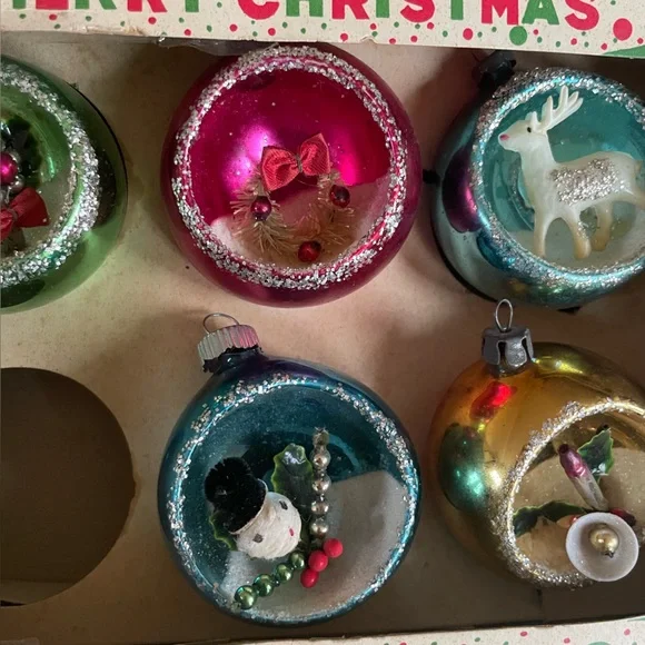 Vintage Kitschy Christmas Boxed Diorama Indent Ornament Collection❤️🎄 - Picture 2 of 16